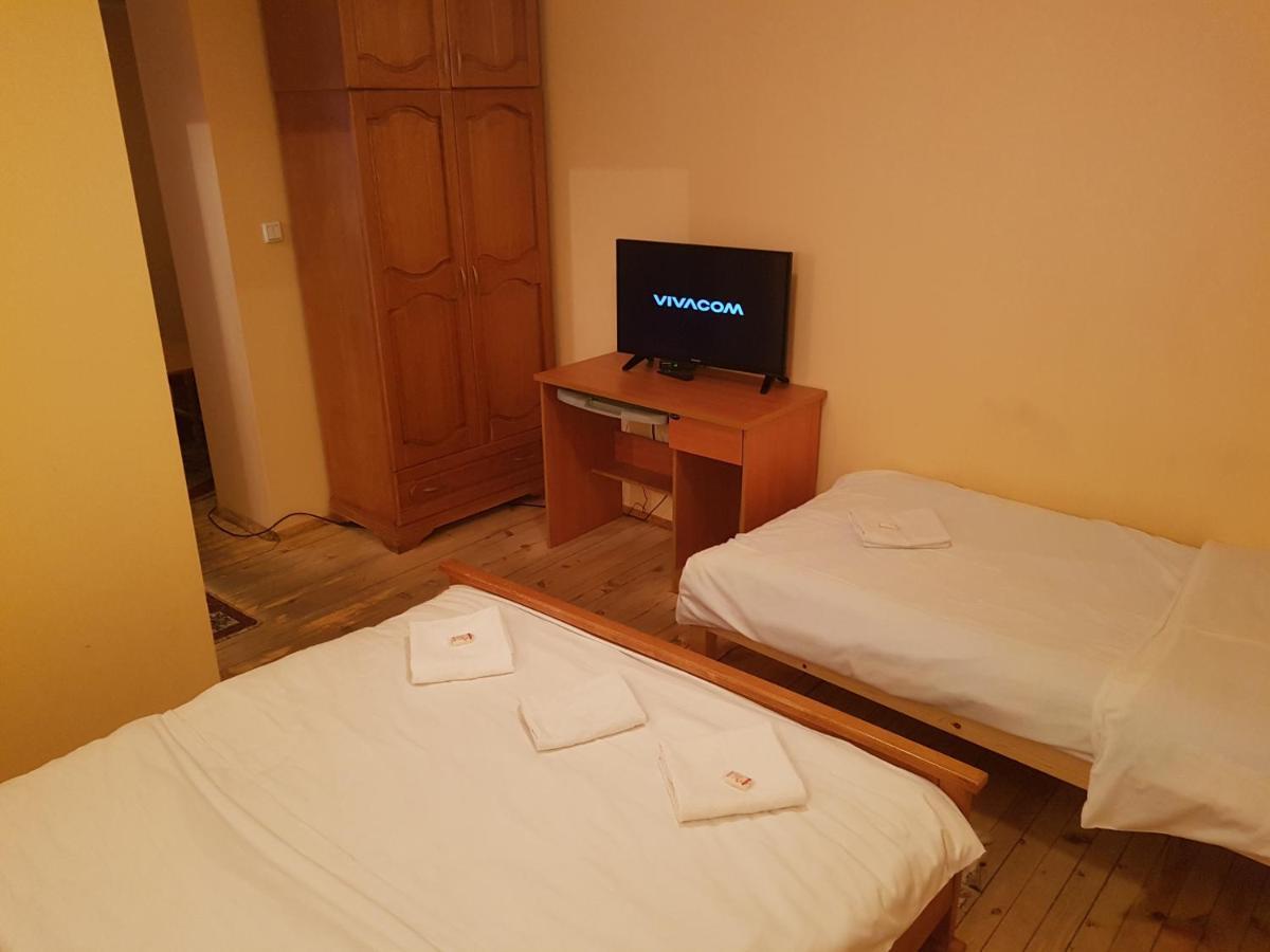 Osenovlag Chiflik Nenkovi Family Hotel מראה חיצוני תמונה
